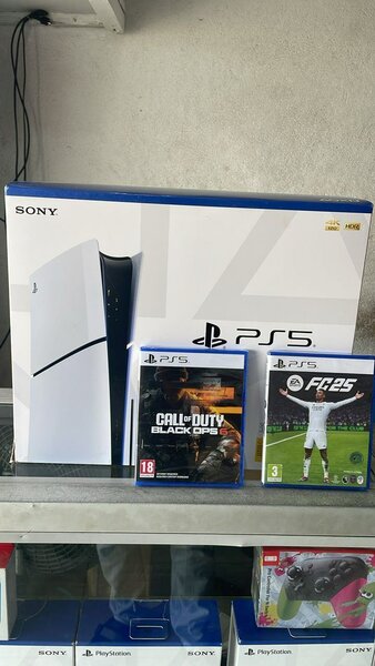PS5 slim standard neuf + 2 cd