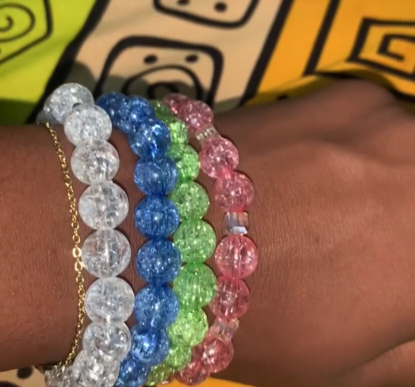 Bracelets colorés en perles