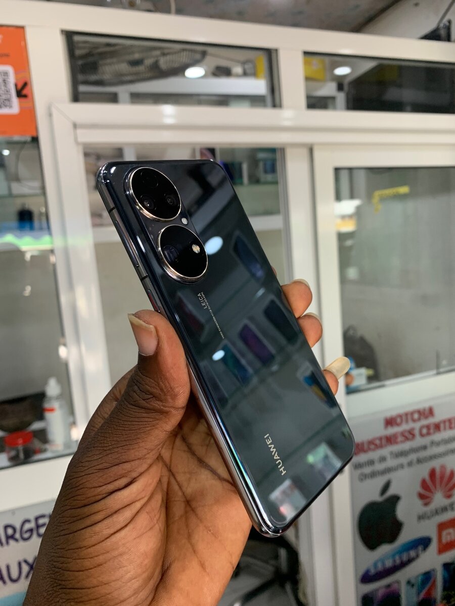 Huawei P50