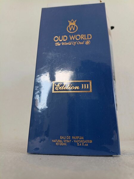 Oud World Eau de Parfum