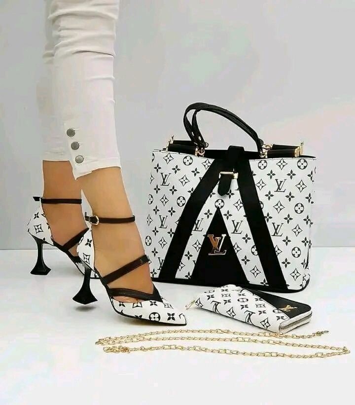 Ensemble sac et escarpins chic