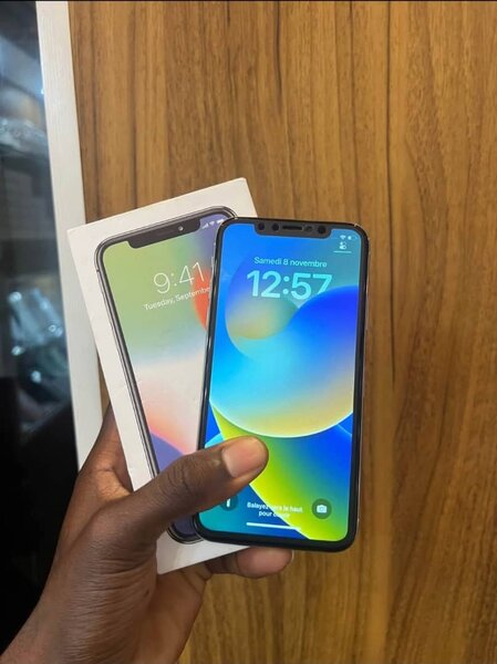 iPhone X 64GB Argent