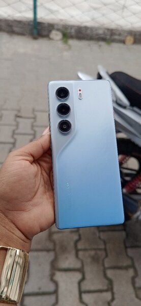 Téléphone Tecno Camon 40 PRO