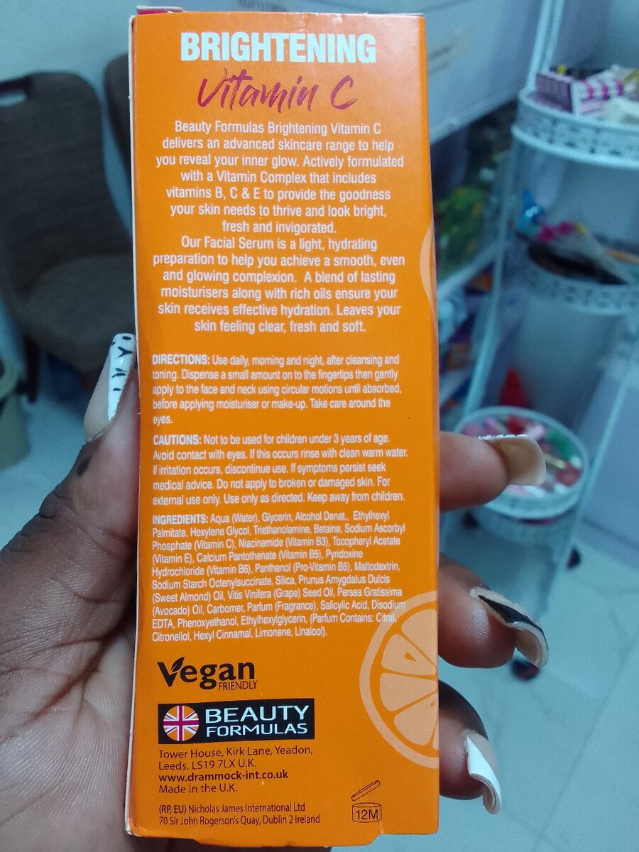 Beauty Formulas vitamin C Facial Serum