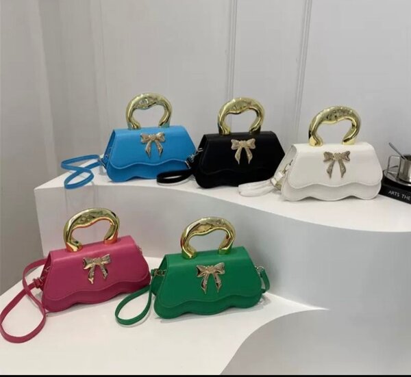 PRETTY MINI BAGS