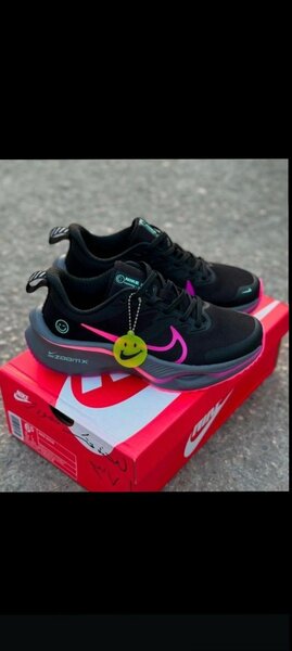 Baskets noires Nike confort