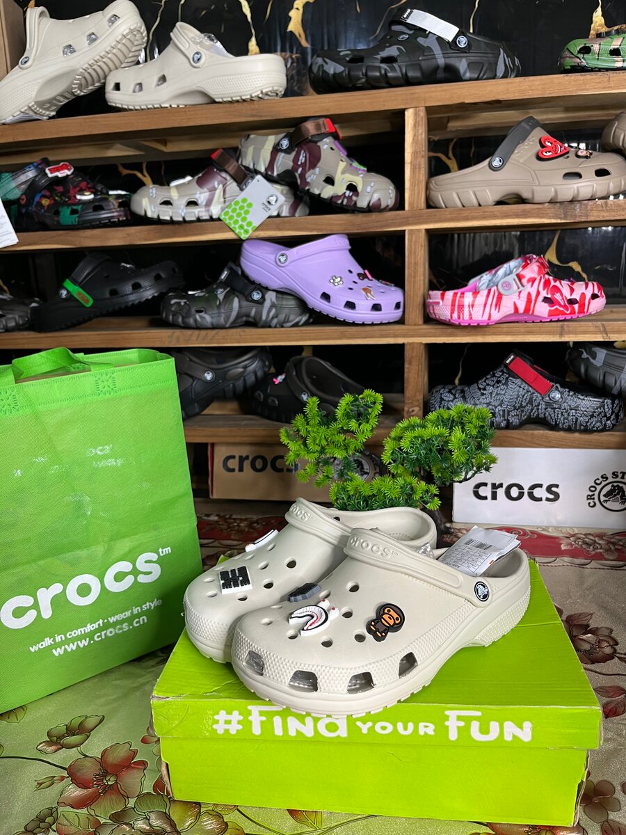 NOUVEAU CROCS CLASSIQUE
