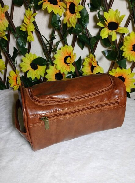 Trousse de toilette cuir