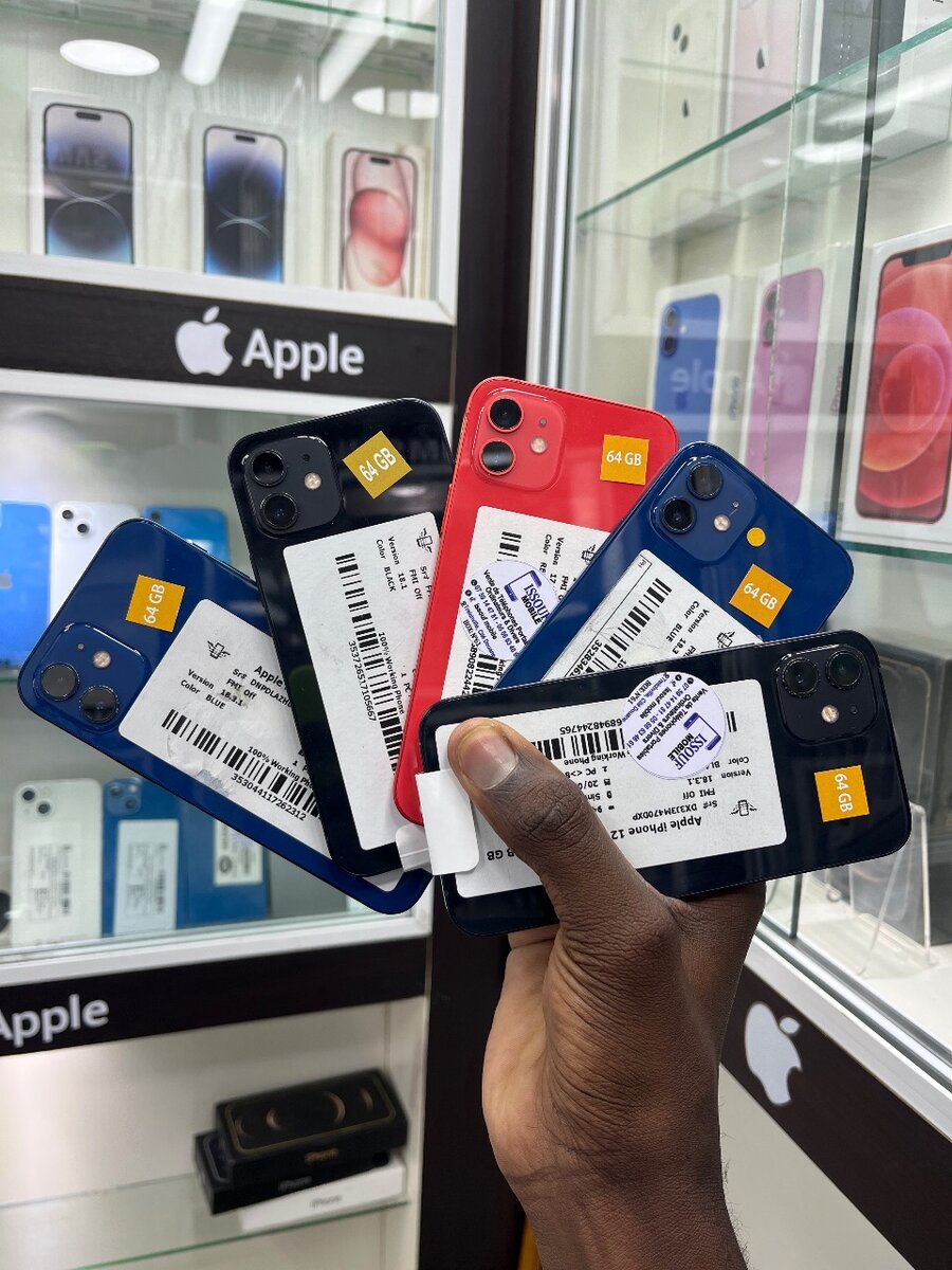 iPhone 12 simple 64Go