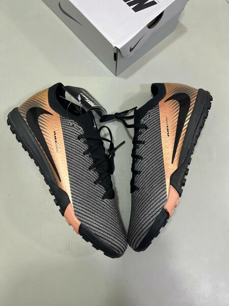 Chaussures de football Nike