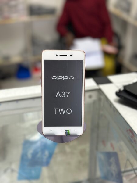 OPPO A37 (128Gb/6ram)