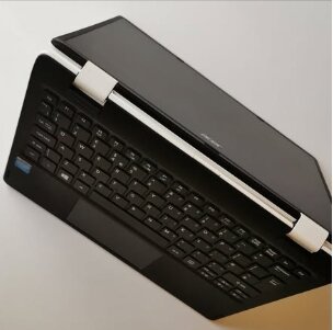 Excellent condition Acer R3 convertable 