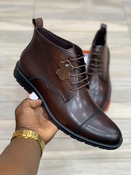 Boots for men, color brown