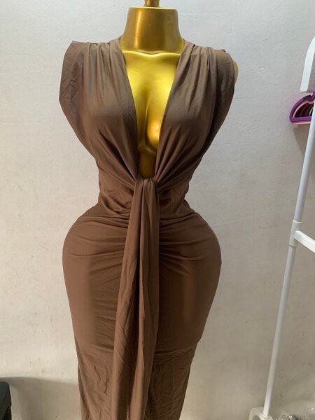 Robe Élégante Sans Manches