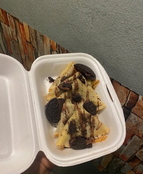 Crêpes au chocolat et biscuits