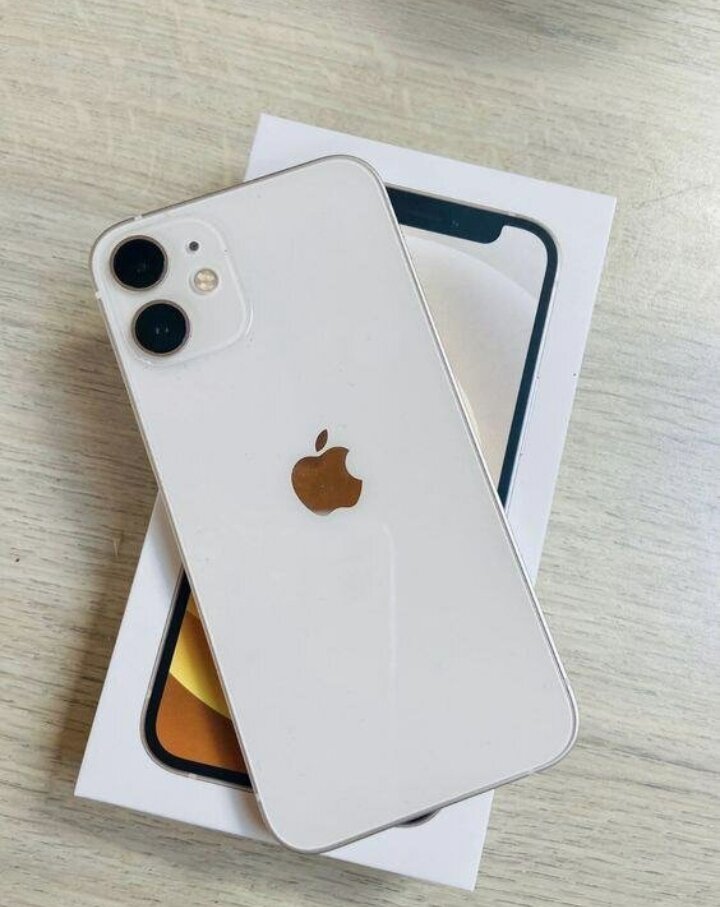 iPhone 12 Blanc 64GB