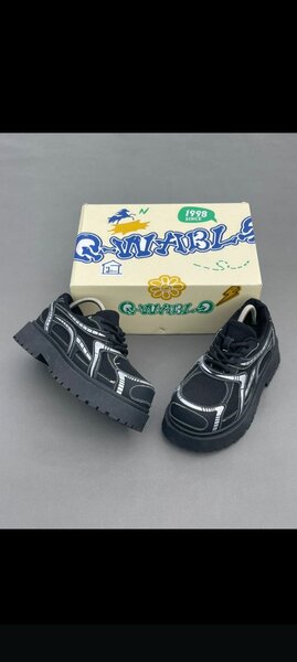 Chaussures à plateforme noires