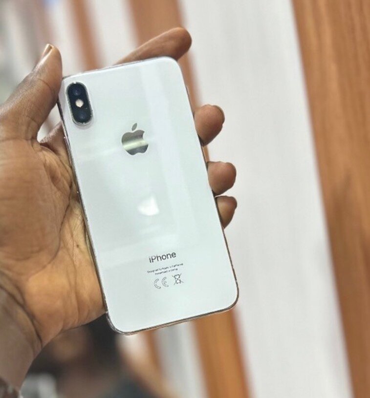 iPhone X 64 Go - Reconditionné