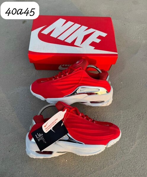 Baskets Nike Air Max Rouges