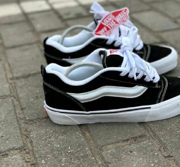 Baskets noires classiques