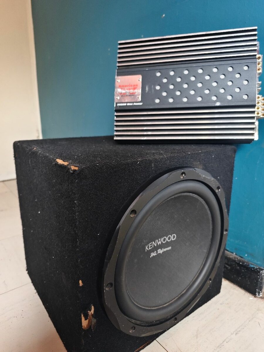 Complete used car audio system( pioneer speakers, Kenwood)