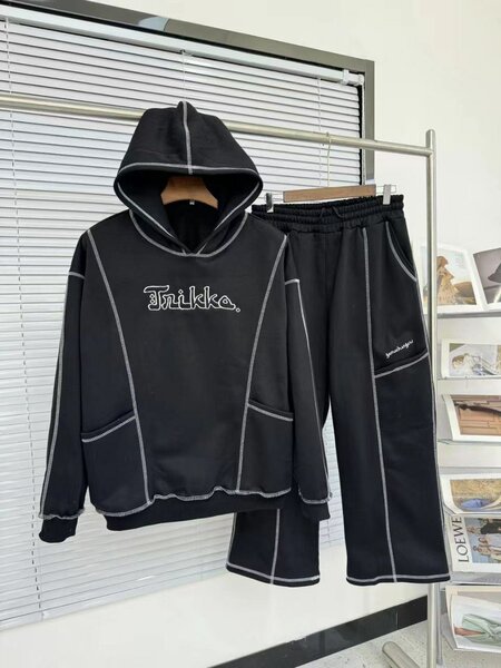 Sweat à capuche confortable unisexe