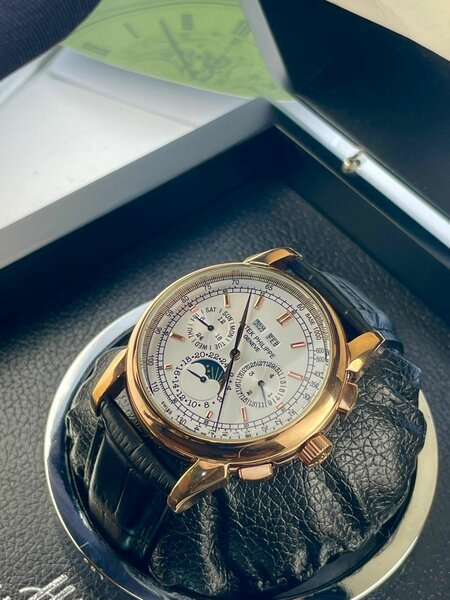 Montre patek Phillippe cuir