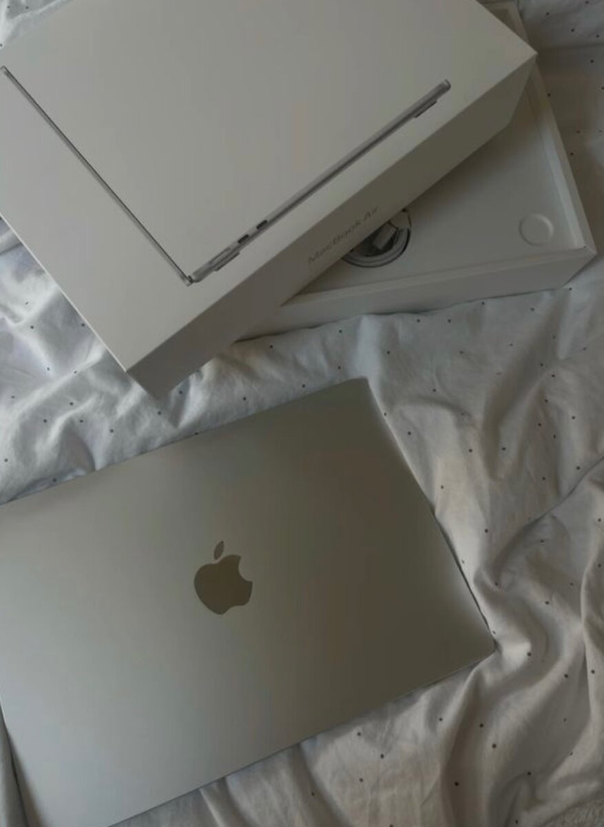 MacBook Air M2 2022