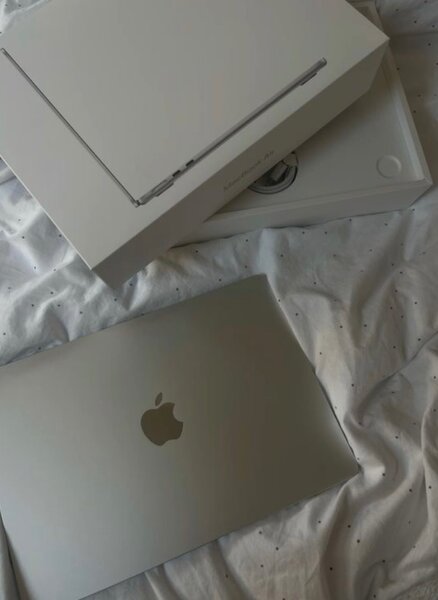 MacBook Air M2 2022