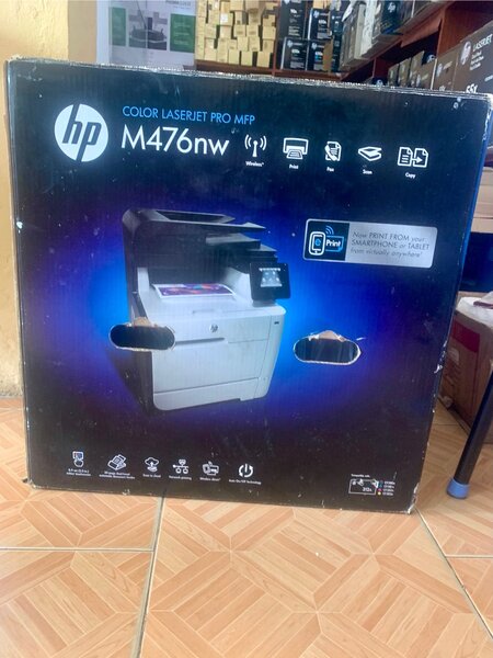 HP Laserjet M476nw  printer