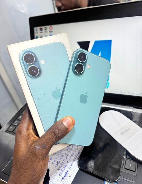 iPhone 16 simple 256GB