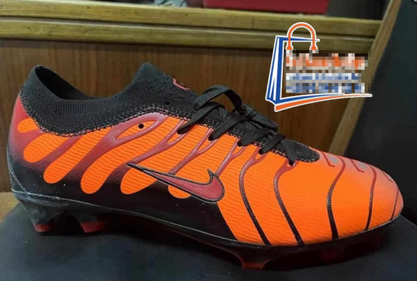 Chaussures de futsal Football orange et noir 39-45