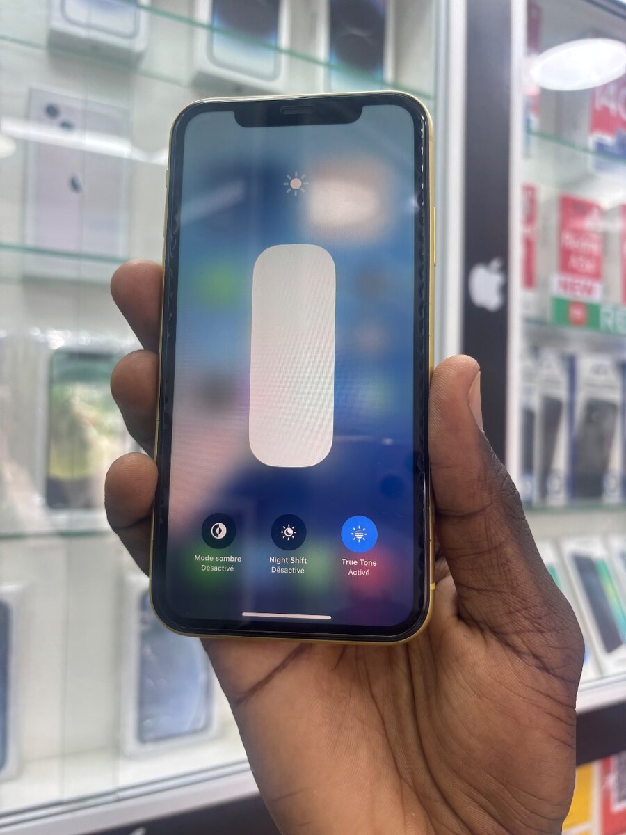 iPhone 11 Jaune 64 Go