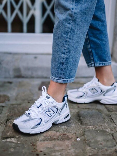 Baskets sport élégantes