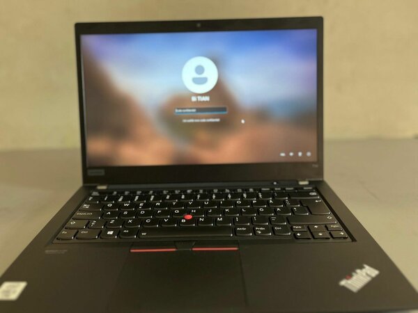 Lenovo  thinkpad