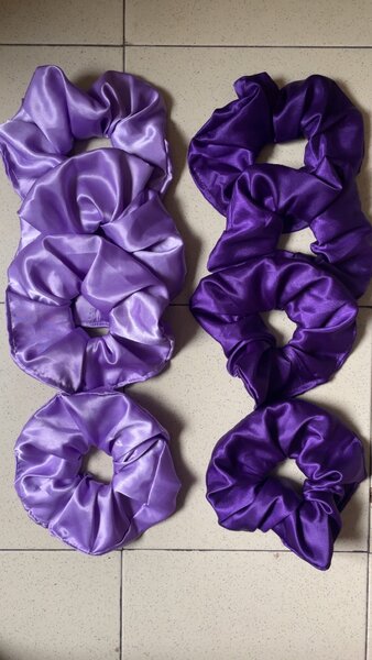 Chouchous en satin colorés