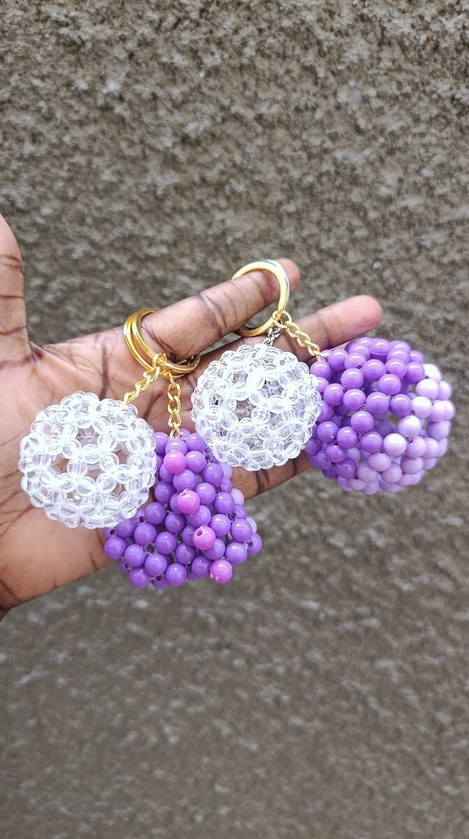 Porte-clés boule perles