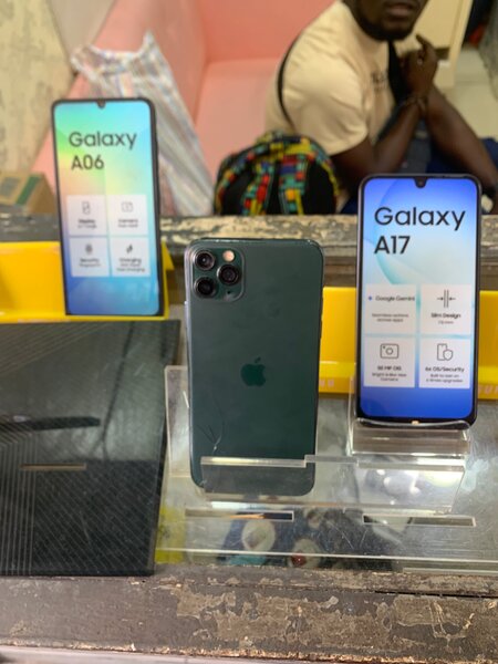 iPhone 11 Pro 64Go Vert