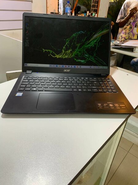 Acer Aspire 3