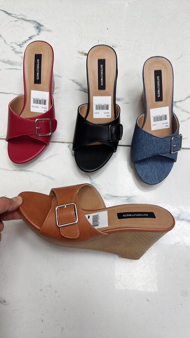 Escarpins Dior élégants