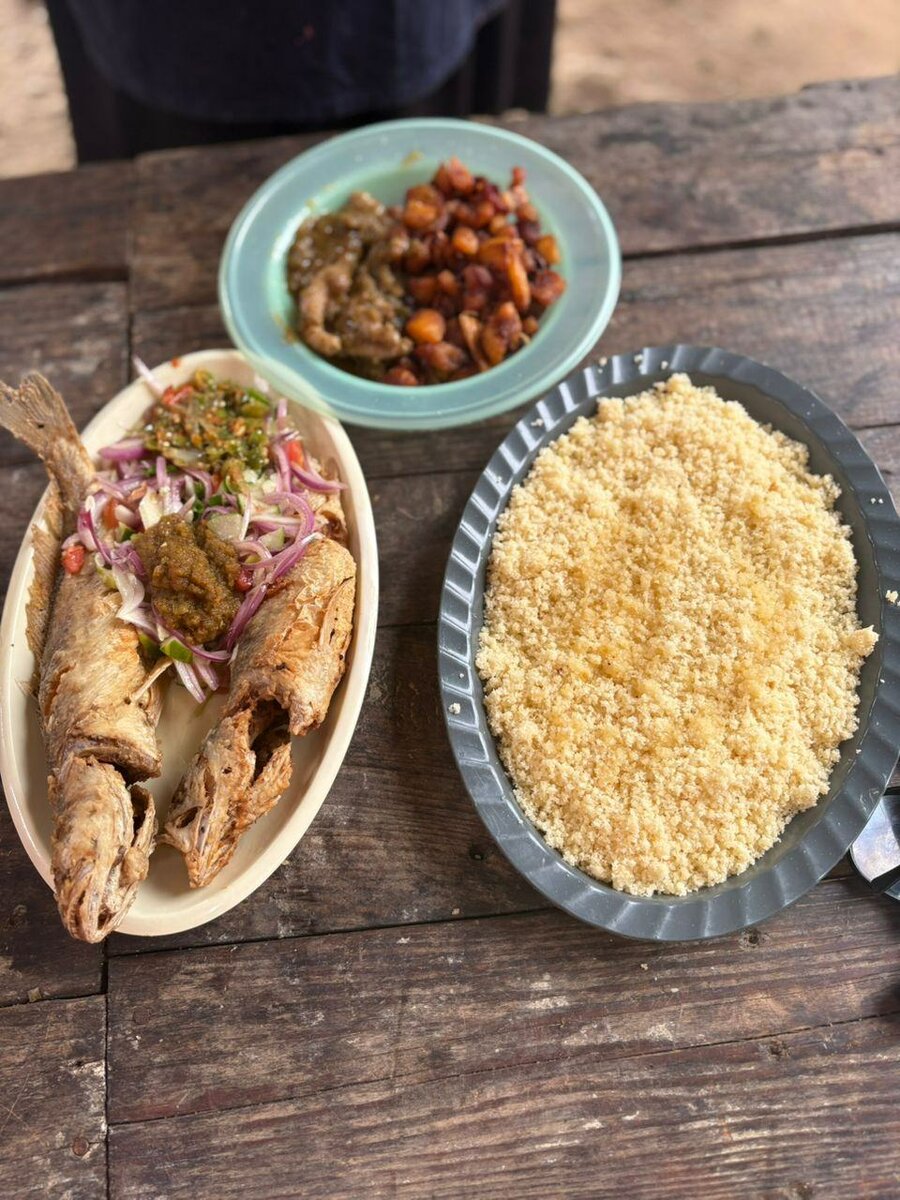 Poisson Frit avec Garnitures