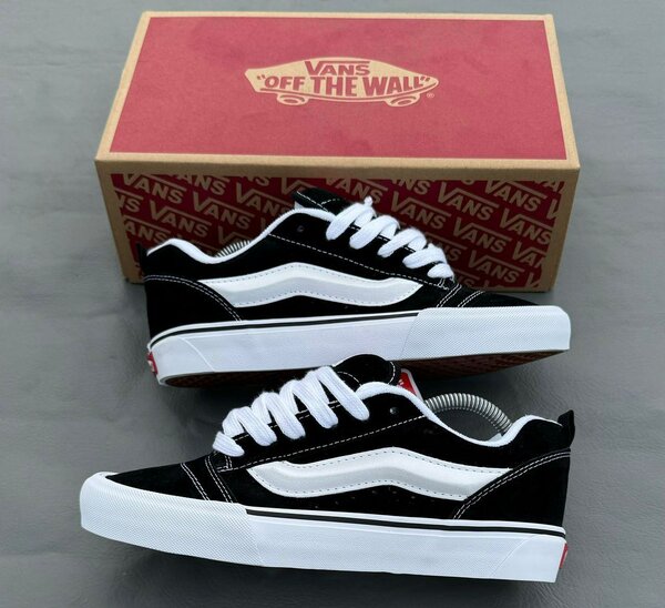 Vans Sku skool noir blanc