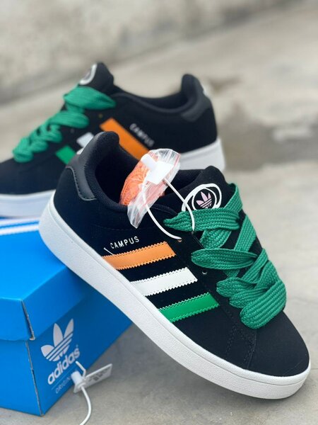 Adidas campus