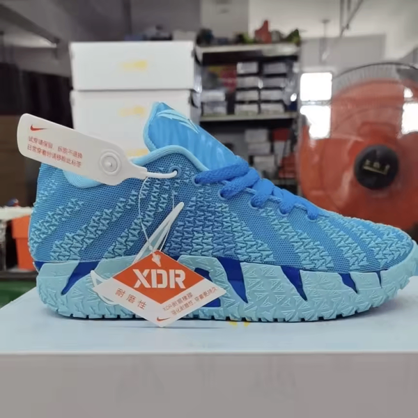 Baskets de sport colorées et stylées