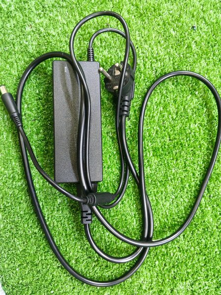 Chargeur pour ordinateur portable