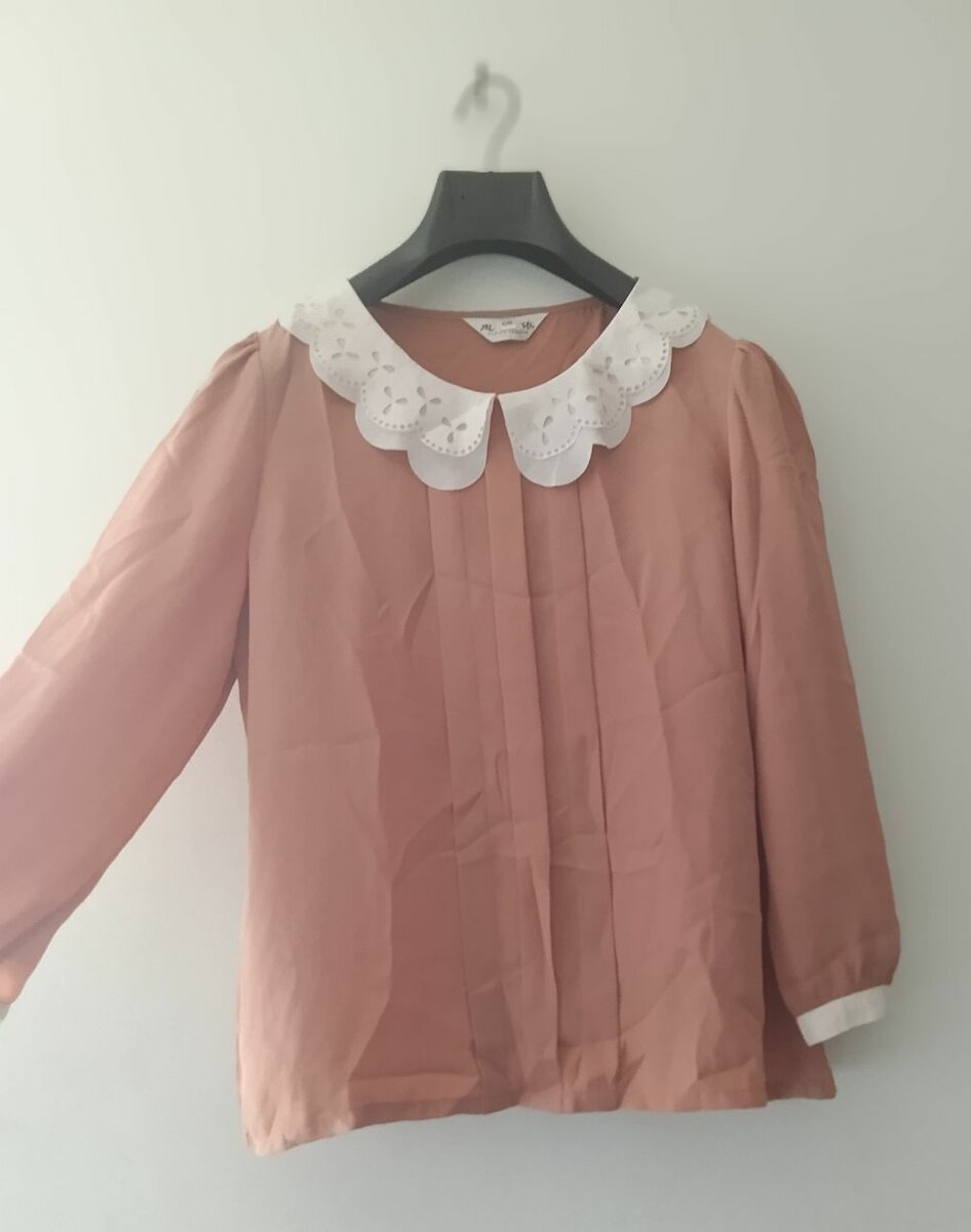 Blouse à col Claudine