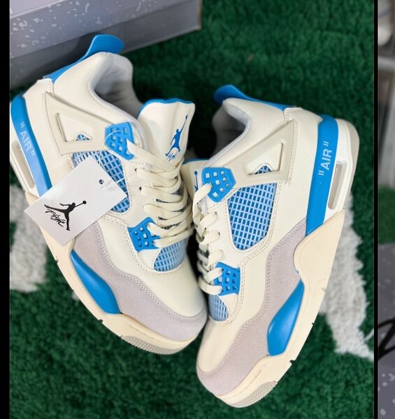 Jordan 4