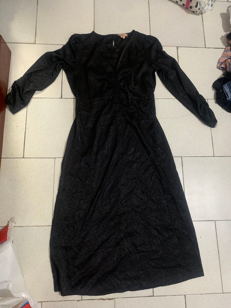 Robe longue noire élégante
