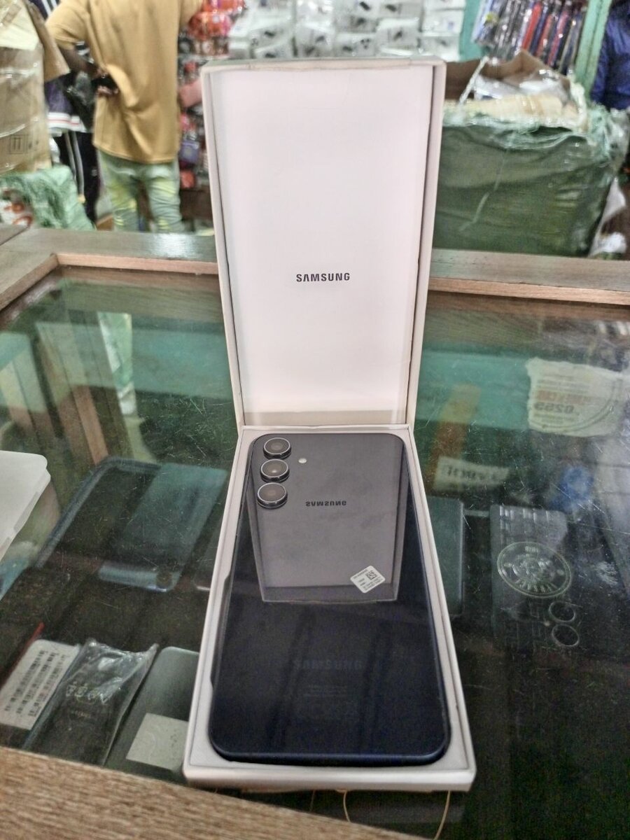 Samsung Galaxy A55 5G Smartphone