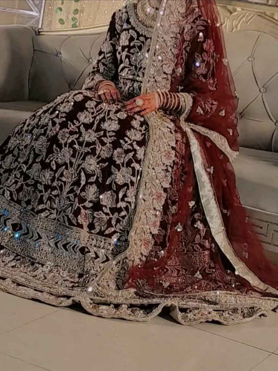 Bridal velvet lehnga